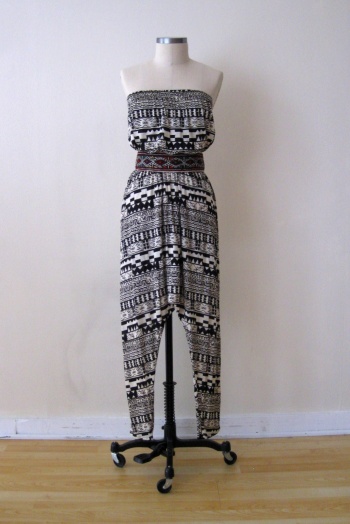 Urban Outfitters black & ivory navajo print jumper (1)